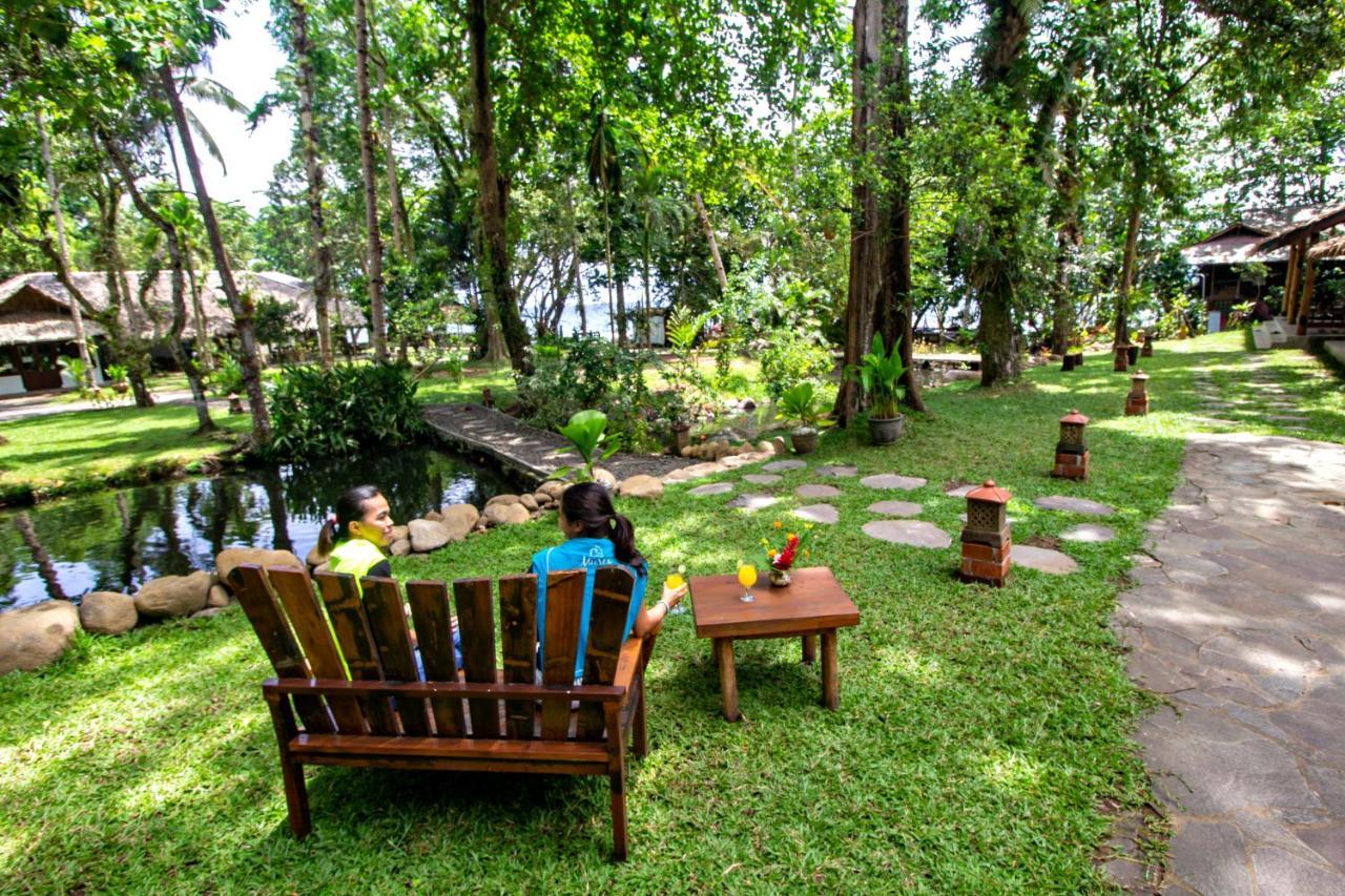 Murex Dive Resort Manado Kültér fotó