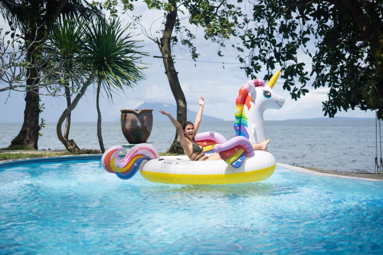 Murex Dive Resort Manado Kültér fotó