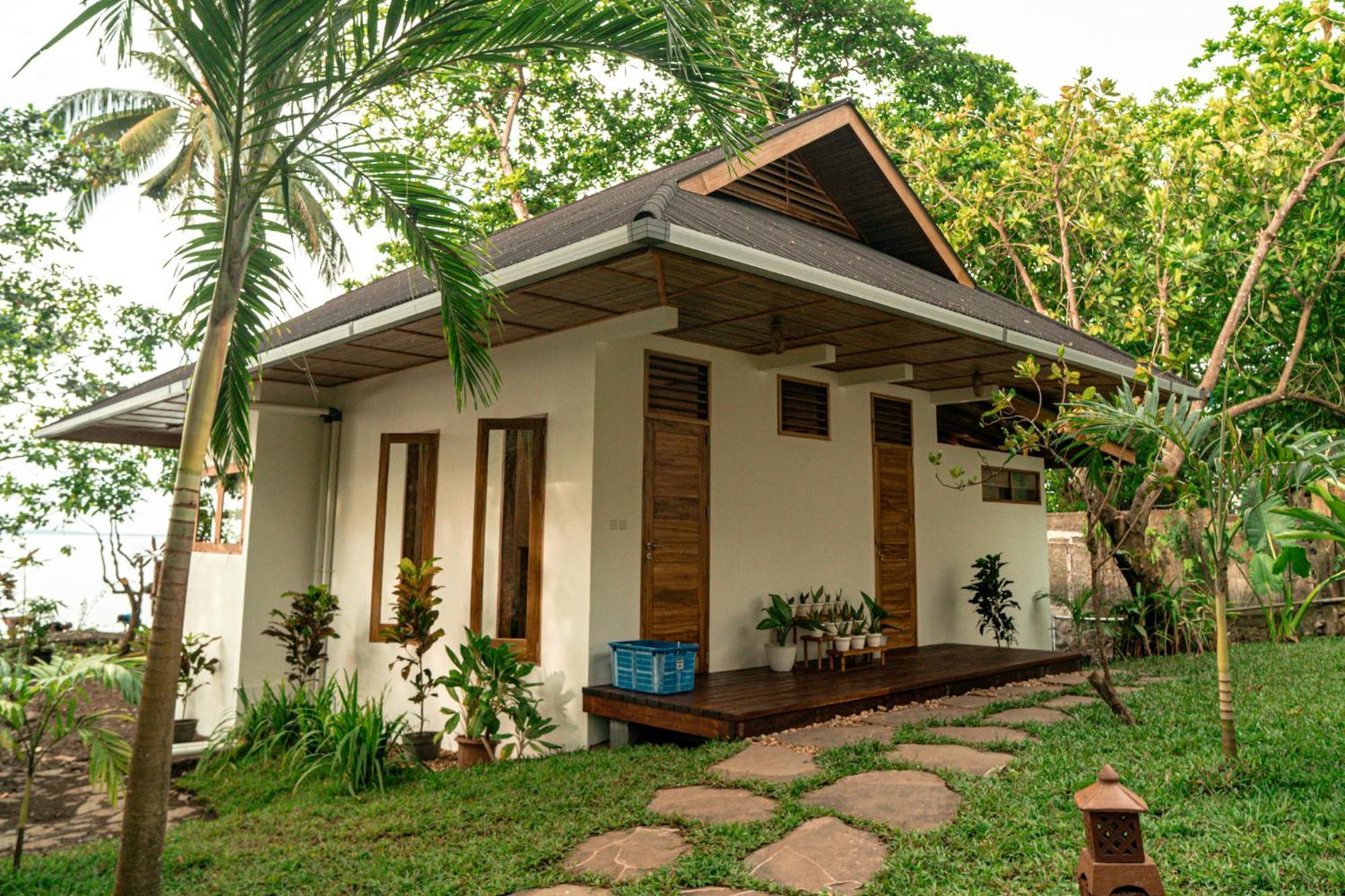Murex Dive Resort Manado Kültér fotó
