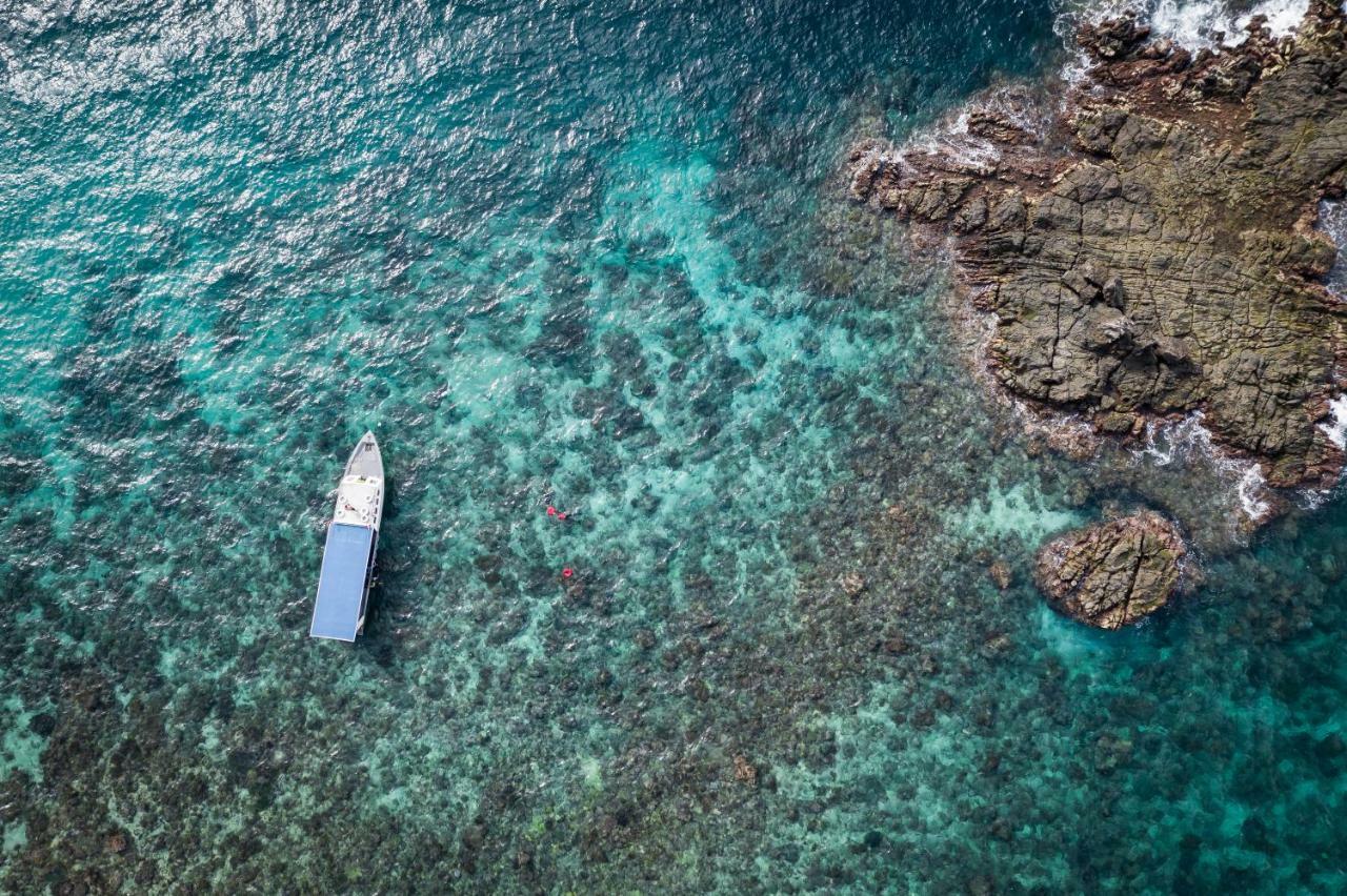 Murex Dive Resort Manado Kültér fotó